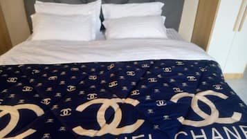 Căn hộ Deluxe, 3 phòng ngủ | 3 phòng ngủ, bàn, khu vực làm việc phù hợp cho laptop