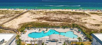 'escape to Sea-ality' Gulf Shores Beach Condo!