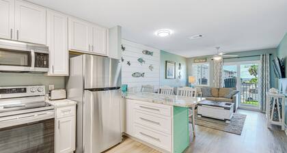 'escape to Sea-ality' Gulf Shores Beach Condo!