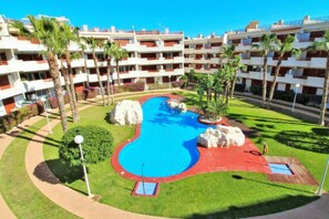 Pool - Lovely 2-bed Apartment in Playa Flamenca (Orihuela)