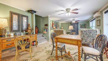 Apartment (1 Bedroom) | Interior