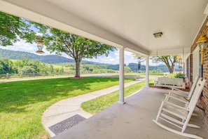 Ev (3 Bedrooms) | Konaklama yerinin ön cephesi