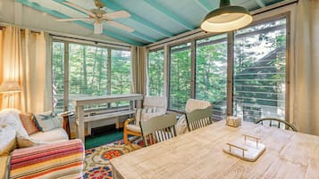 House (5 Bedrooms) | Front of property