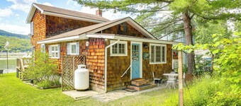 Canandaigua Lakefront Gem w/ Dock & Boat Slip