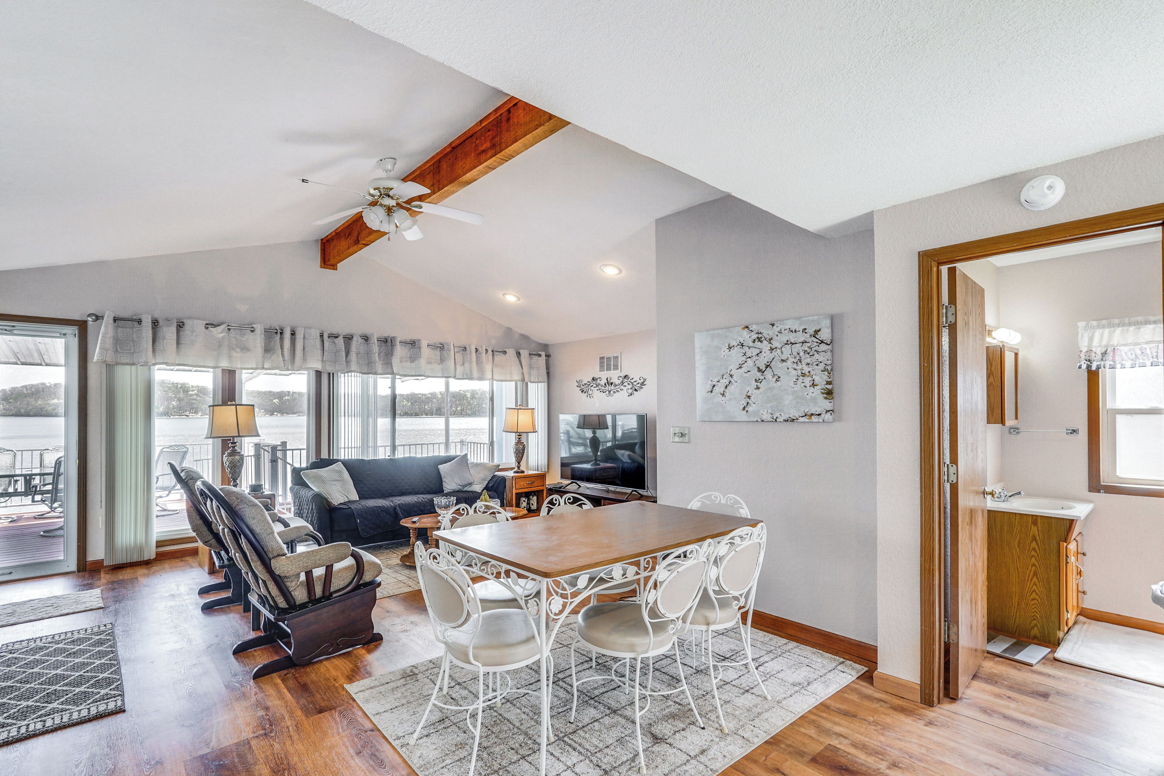 Nhà (3 Bedrooms) | Nội thất