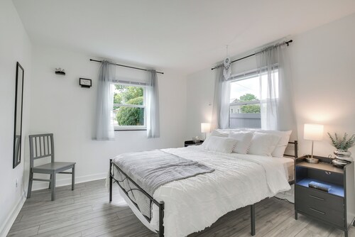 Dayton Condo w/ Courtyard < 3 to Downtown!