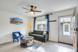 Apartment (2 Bedrooms) | Interior - Dayton Condo w/ Courtyard < 3 to Downtown! (Dayton)