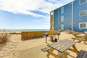 Apartment (1 Bedroom) | Interior - Ocean-view Condo: Steps to North Topsail Beach! (Sneads Ferry)
