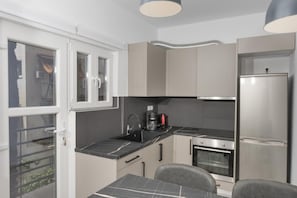 Apartamento, para fumantes | 2 quartos