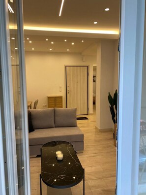 2 bedrooms - Elysian Apartment - At067 (Athens)