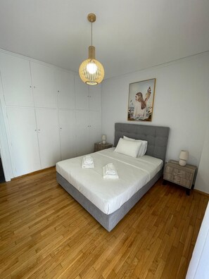 Apartment | 2 bedrooms - South Coast -- Al020 (Alimos)
