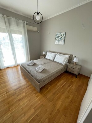 Apartment | 3 bedrooms - Charming Apartment - At085 (Athens)
