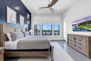 6 chambres, fer et planche à repasser, lit parapluie, Wi-Fi gratuit