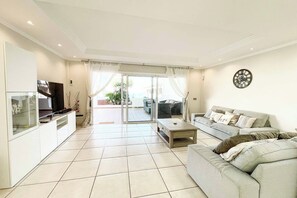 Interior - Villa Amorio (Adeje)