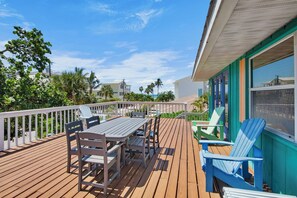 Outdoor dining - Beachside Duplex w/ Pool and Private Suite (Anna Maria)