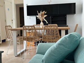 Dining - Villa Sunset       . (Chiclana de la Frontera)