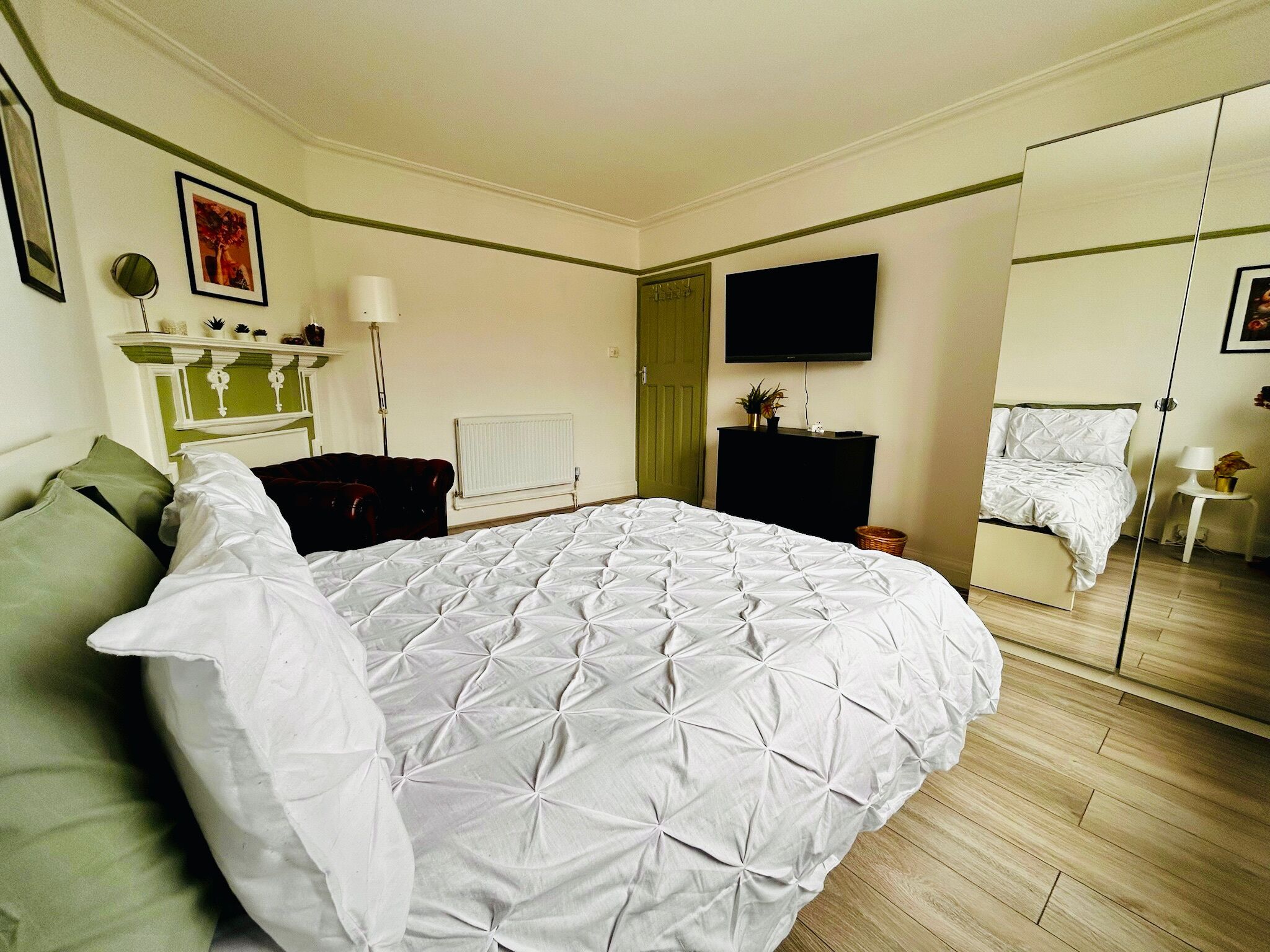 Comfort Apartment, Multiple Beds, Non Smoking (Flat B) | Laptop workspace, free WiFi