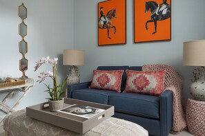 Familiesuite, bakgårdsutsikt | Strykejern/-brett og wi-fi (inkludert)