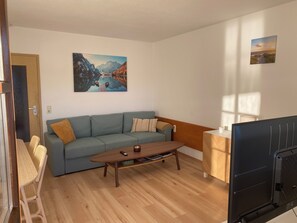 智能電視、書籍、音響