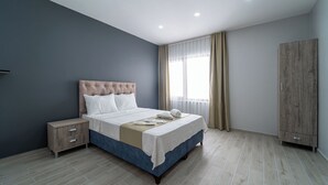 Family Apartment, 1 Bedroom, Sea View | 1 bedroom, WiFi (free) - Şehri Saray Apart Oteli (Tekirdag)