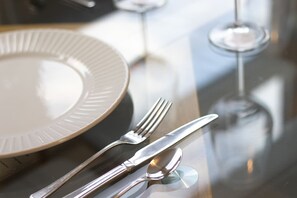 Dining - Elegant Apartment in Coventry (West Midlands)