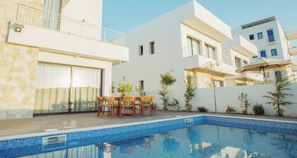 LIV & CO SUITES & VILLAS