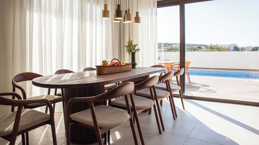 LIV & CO SUITES & VILLAS