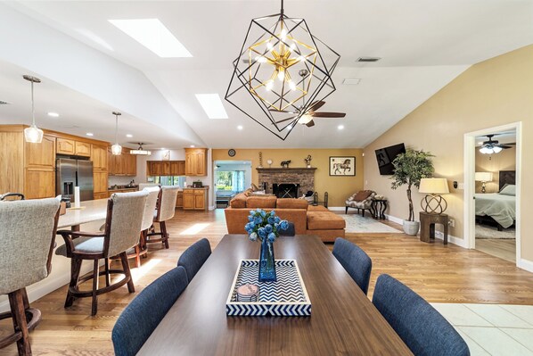 Interior - Charming 3-bedroom 5 min from WEC (Ocala)