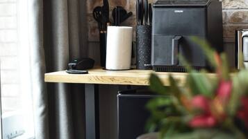 Suite estudio estándar | Caja fuerte, escritorio, tabla de planchar con plancha y cunas gratuitas