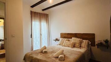 3 chambres, fer et planche Ă repasser, Wi-Fi, draps fournis