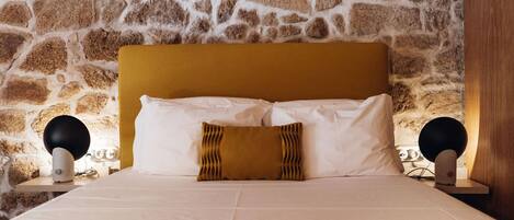 1 bedroom, iron/ironing board, internet