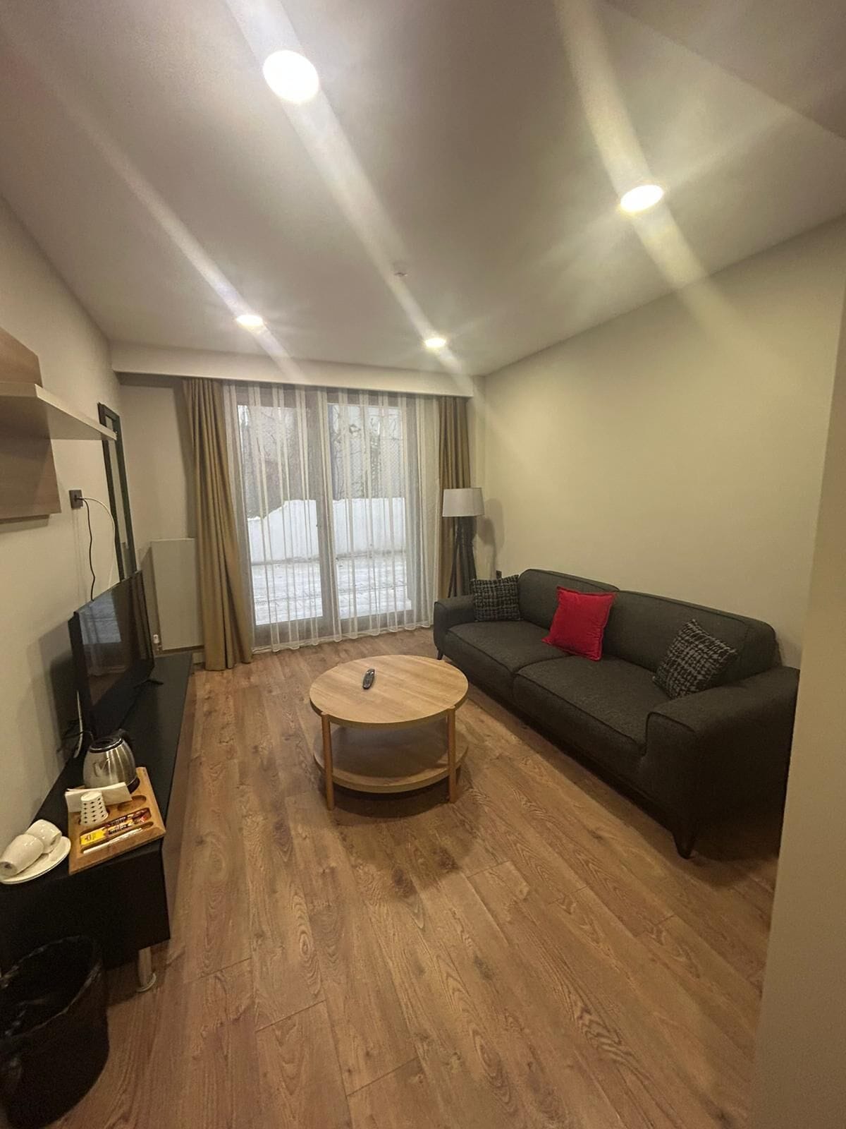 Deluxe-Suite, Nur Frauen | Schreibtisch, laptopgeeigneter Arbeitsplatz, kostenloses WLAN