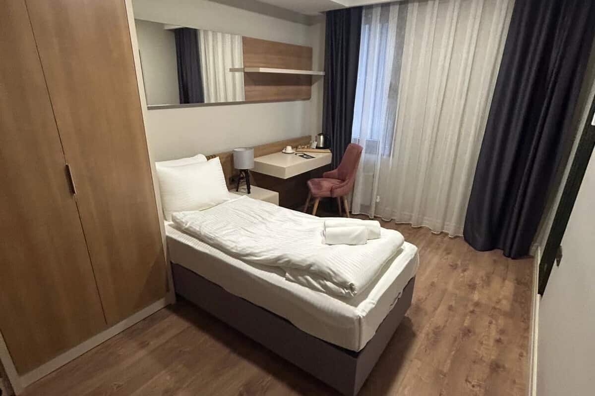 Economy Single Room, Women Only | Desk, laptop workspace, free WiFi, bed sheets