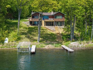 Exterior - Spruce Haven (Hayward)