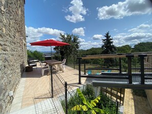 Outdoor dining - Maison à la Montagne, Posez Vous sur les Volcans D'auvergne (AUGNAT)