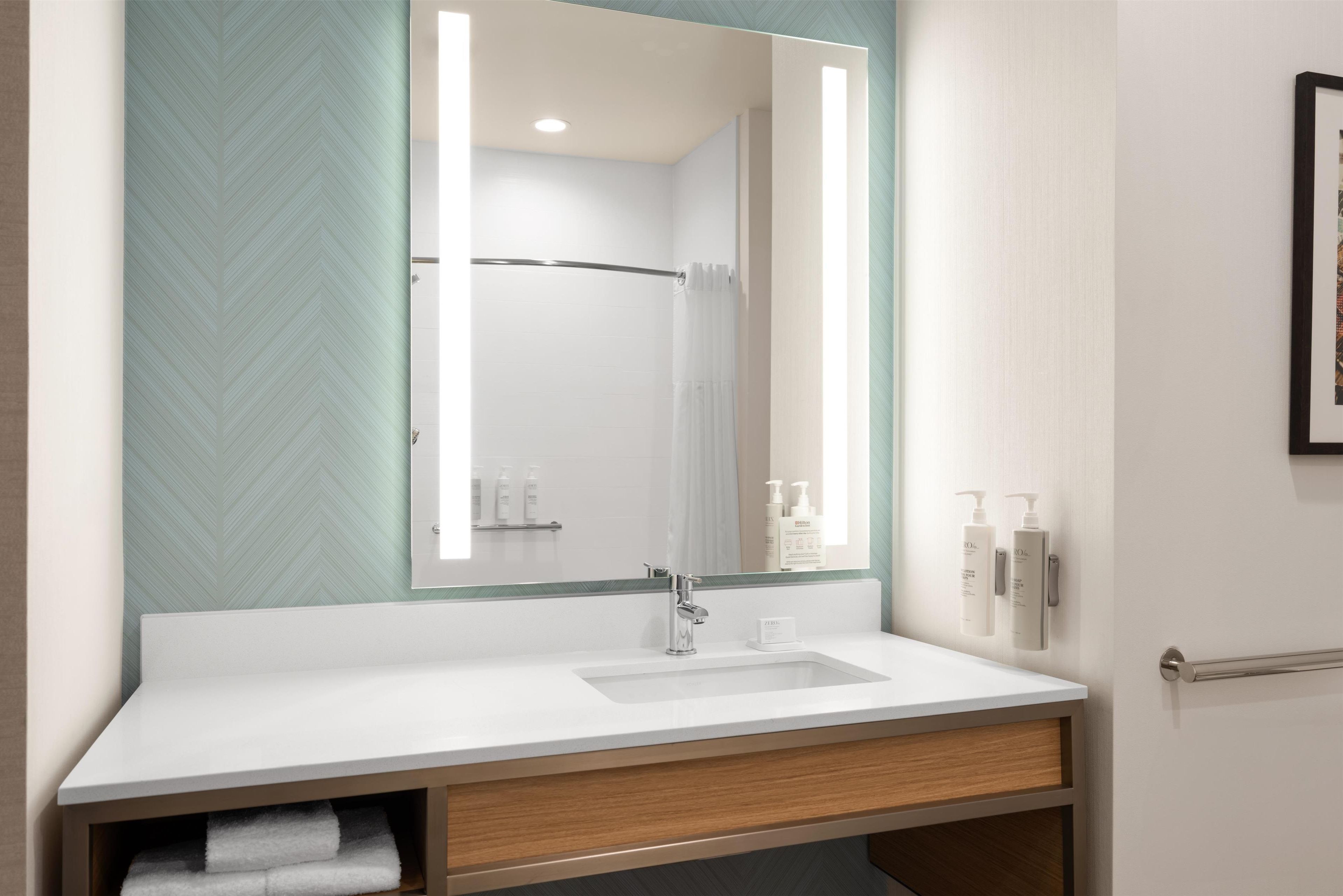 Photo - Hilton Garden Inn Austin Central