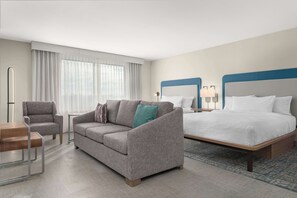 Desk, blackout curtains, iron/ironing board, bed sheets - Homewood Suites By Hilton North Las Vegas Speedway (North Las Vegas)