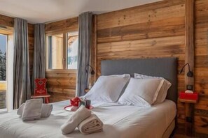 Chalet Folie Douce - 5 bedroom Luxury chalet with panoramic view, nordic bath, high quality finis (Les Gets)