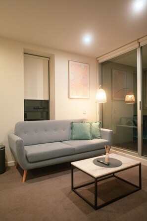 TV - Cosy 2BRs Apartment on Balfours | Free WI-FI (Adelaide)