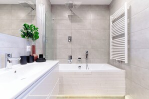 Bathroom - Kleparz Skyline Apartment - LoftAffair (Kraków)