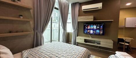 1 habitación, escritorio y wifi