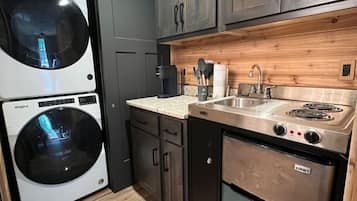 Stovetop, coffee/tea maker