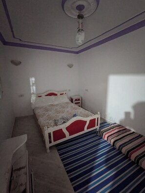 1 habitación y caja de seguridad en la habitación 