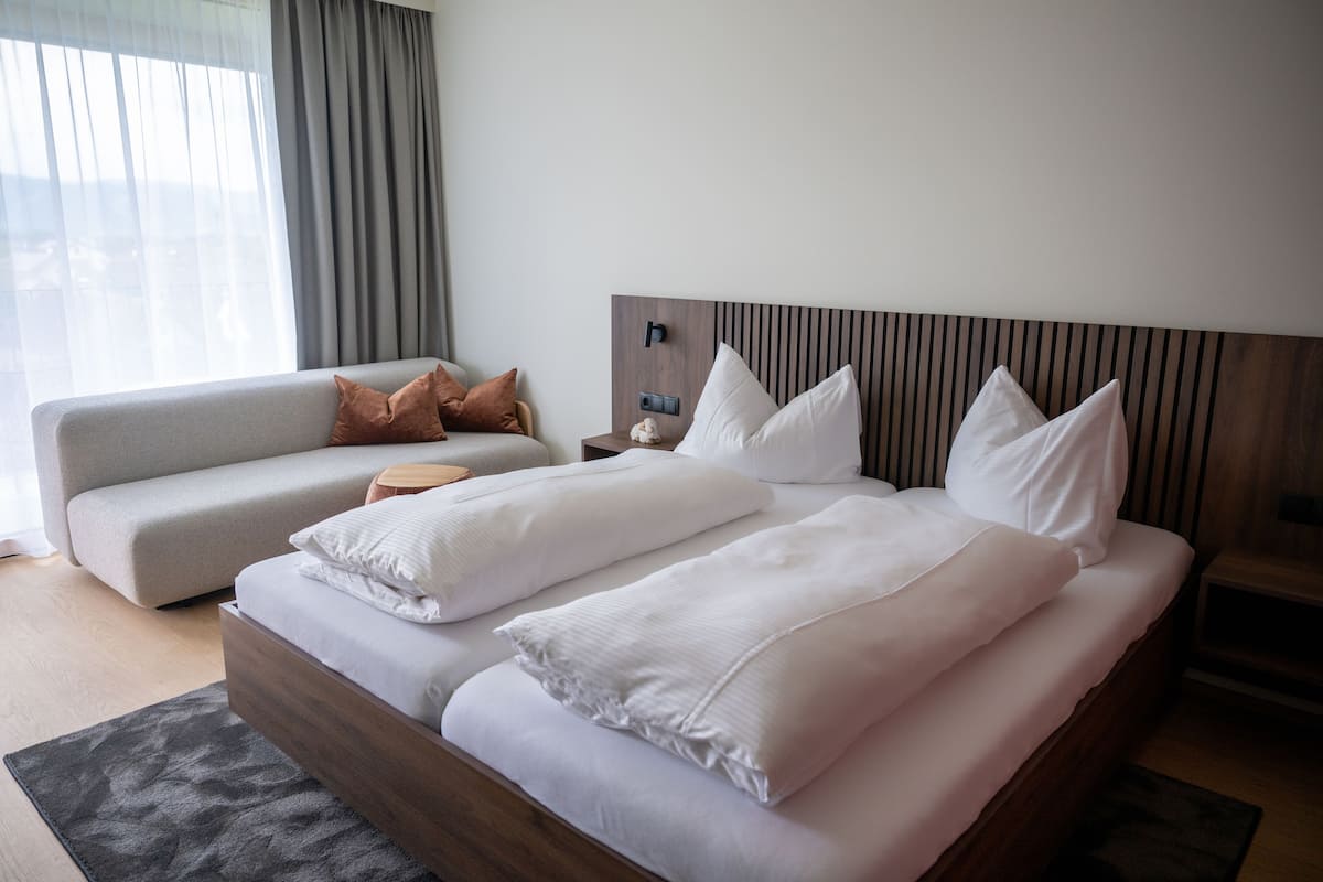 Superior Double Room, Balcony | 1 bedroom, soundproofing, free WiFi