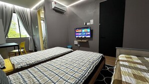 1 bedroom, free WiFi - Room 3 with free Y5 Netflix Parking coway  (Cyberjaya)