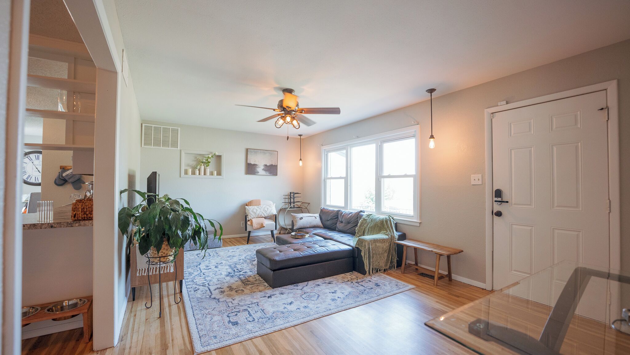 Cozy & Centrally located Home in Wichita