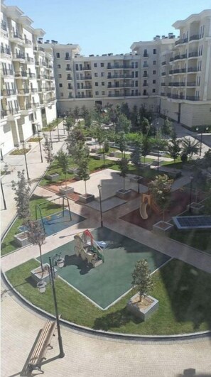 Sports court - Boulevard - Tashkent City (Tashkent City)