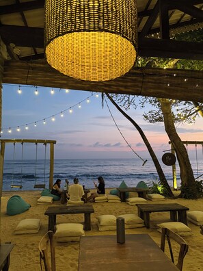 Outdoor dining - Ocean Front Bohemian Style Charming 4-bedroom Villa (Talpe)