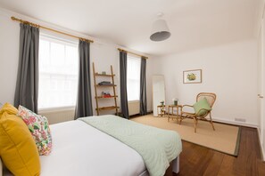 2 bedrooms, Internet - Charming Primrose Hill Rooftop Duplex (London)
