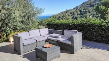 Villa (4 Bedrooms) | Interior